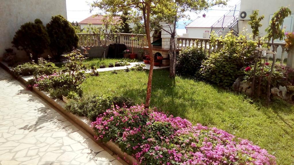Apartment And Rooms Markovic سينج المظهر الخارجي الصورة