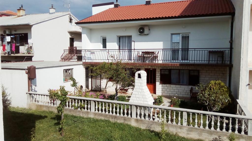 Apartment And Rooms Markovic سينج المظهر الخارجي الصورة