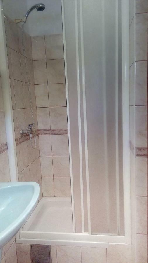 Apartment And Rooms Markovic سينج المظهر الخارجي الصورة