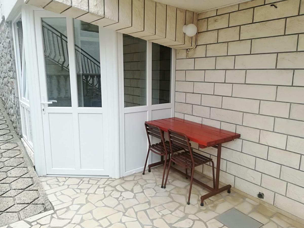 Apartment And Rooms Markovic سينج المظهر الخارجي الصورة