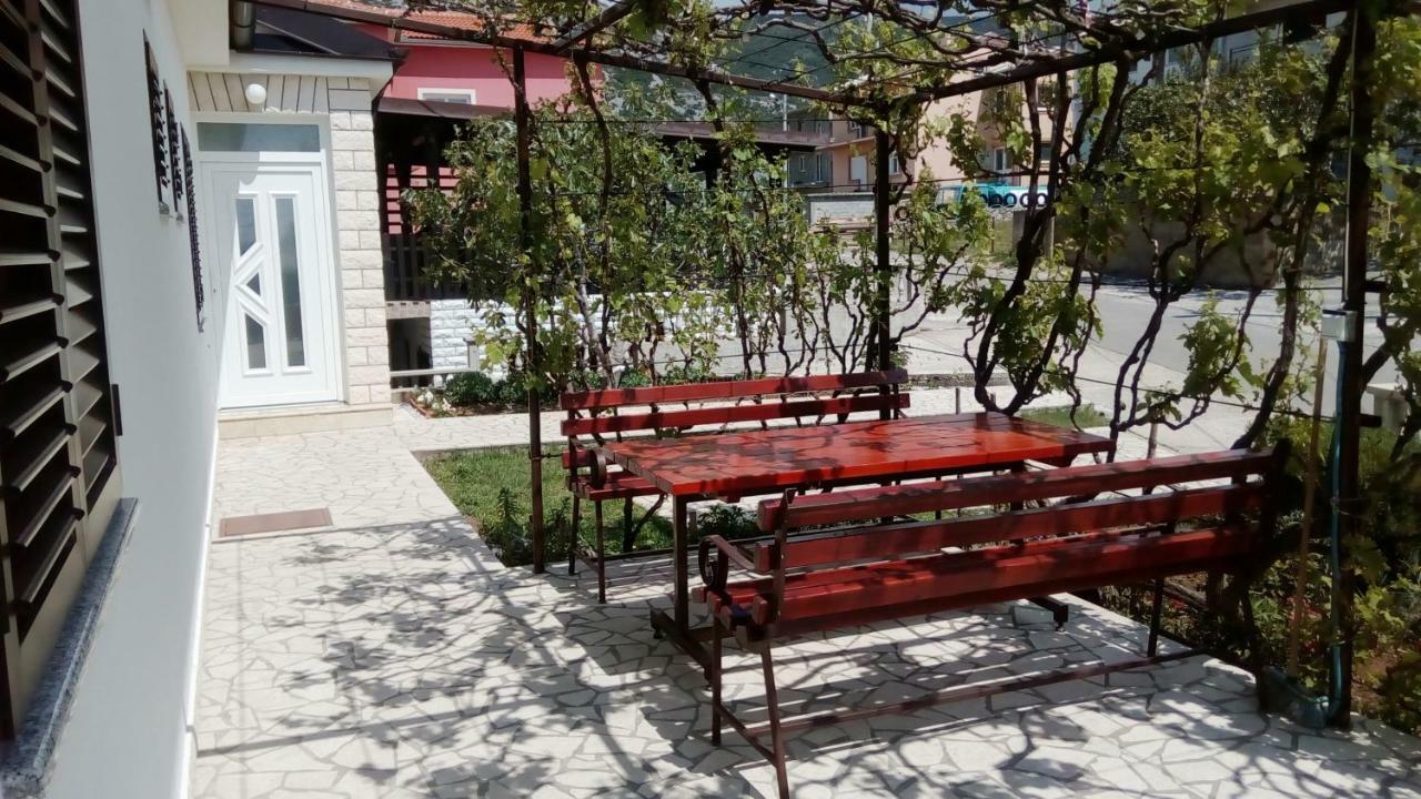 Apartment And Rooms Markovic سينج المظهر الخارجي الصورة